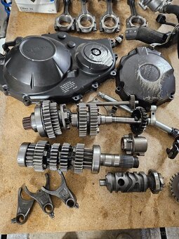 Honda cbr 1000 rr sc59 - 2