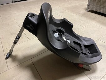 Britax Baby i-Size Romer + kočárek Mutsy - 2