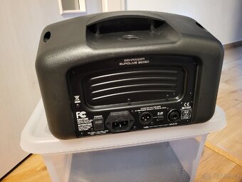 Aktivní monitor Behringer B205D - 2