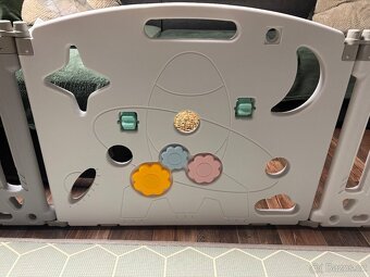 Modulární skládací ohrádka pro děti - 2