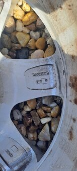 Alu Škoda vw 195/65/15 - 5x112 - 2