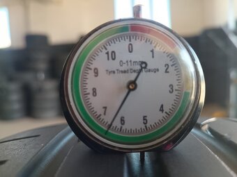 225/40 R18 BRIDGESTONE (1217) - 2