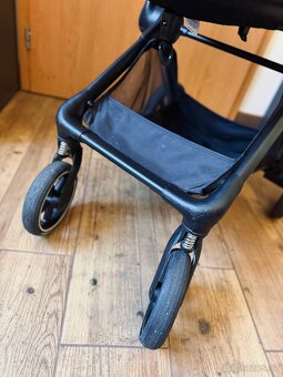 Kočárek Cybex EOS basic 2v1 moon black - 2