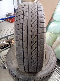 K prodeji 2 ks zimních pneu rozměr 255/70 R 16 - 2