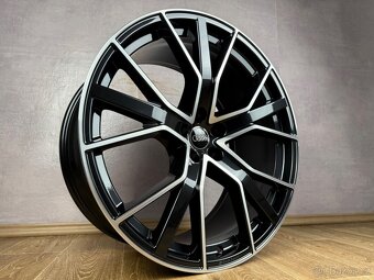 TOP kola Audi Q7 / SQ7 22” originál - 2