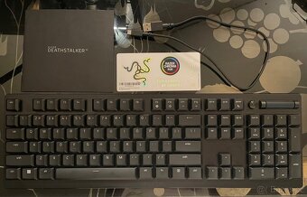Herní Klávesnice Razer DeathStalker V2 - US Red switch - 2