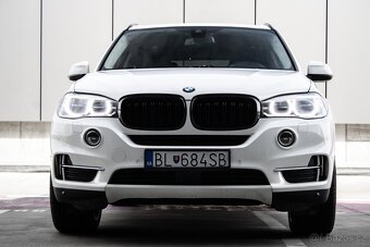 BMW X5 xDrive30d A-T - 2