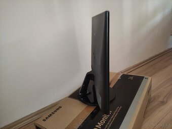 Samsung 24" SF350 - 2