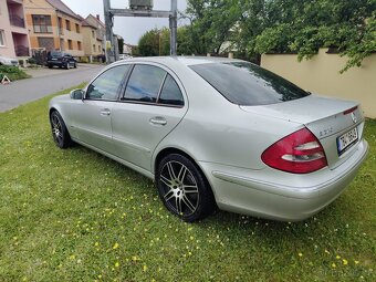Mercedes Benz w211 - 2