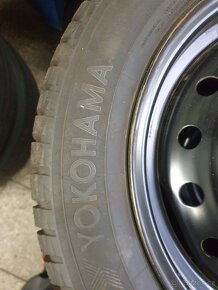 Sada zimních kol s disky a TPMS ventilky na Suzuki Swift - 2