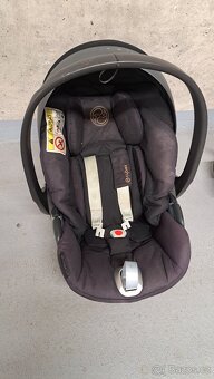 autosedačka Cybex - vajíčko černá - 2
