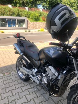 Honda hornet 900 - 2
