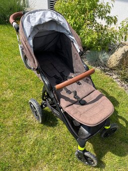 Prodám sportovní kočárek Valco Baby Snap 4 Tailormade Sport - 2