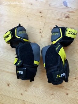Chránič loktů Bauer Supreme S29 - Junior L - 2