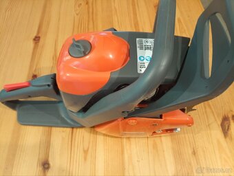 Motorová pila Oleo-Mac GS 520 - 2