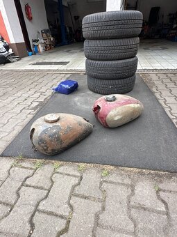 Nádrže Jawa/Cz - 2