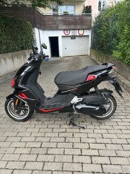 Skůtr Peugeot Speedfight 4, 125 ccm - 2