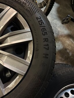 5x112 r17 215/65r17 zimní zánovní - 2