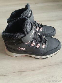 Dívčí zimní boty velikost 33 značky DRK Everest - 2