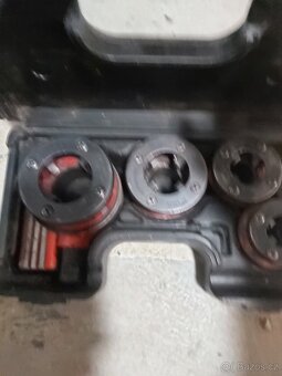 Rothenberger ručný zavitorez do 1 1/4"  - 2