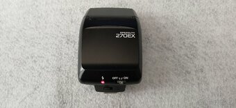 Blesk Canon Speedlite 270EX - 2
