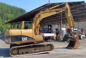 CAT 312 pásový bagr - 2