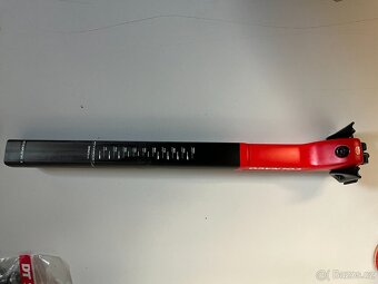 karbonová sedlovka COLNAGO - 2