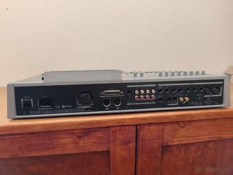 Roland VS-1680 24-Bit Digital Studio Workstation - 2