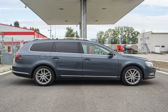 Volkswagen Passat Variant 2.0 TDI BMT Highline 4MOTION - 2