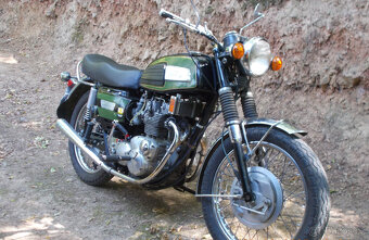 triumph trident - 2
