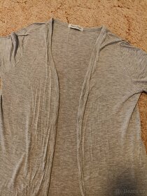 Plísňové úzké džíny, vel.34, šedý cardigan, vel S - 2