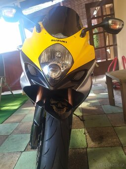 Suzuki gsx r - 2