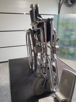 Invalidní vozík - 2