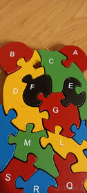 Dřevěné puzzle - barevný medvěd 26 dílků - 2