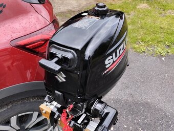 Lodní motor Suzuki 4Ps 4takt - 1A top stav - 2