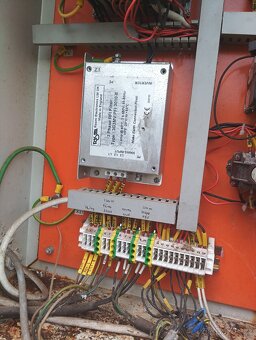 Frekvenční měnič 400v4Kw - 2