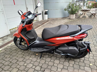 Piaggio Beverly PIAGGIO 300 S - 2