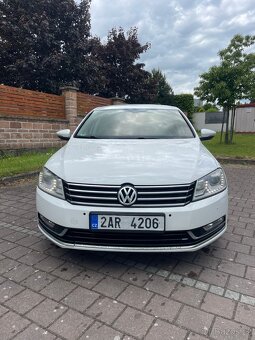 Volkswagen Passat 2.0 TDI 103 kW – LED, Xenony, Manuál - 2