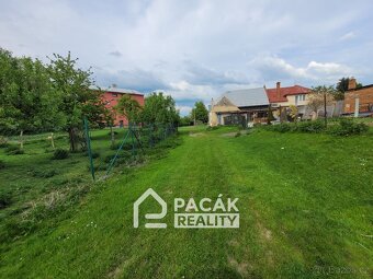 Prodej pozemku o výměře 1.100 m2 určeného k výstavbě rodinné - 2