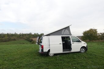 VW Transporter obytný 2021, 22 000 km - 2
