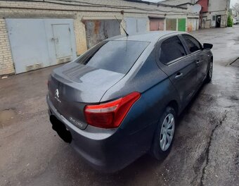 🚗 Citroën C-Elysée 1.6 — Ve výborném stavu - 2