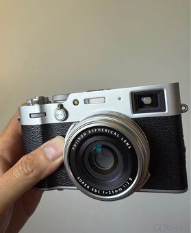 Fujifilm X100V - 2