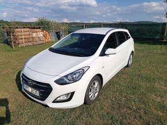 Hyundai i30 1.6 trik. komfort r.v. 2016 - 2