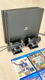 Playststion 4 PS4 Pro, 2x Dualshock, 1TB - 2