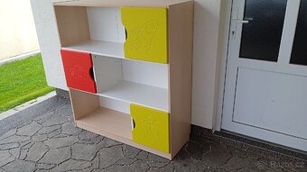 Dětská skříňka na hračky 116x127x40, zánovní stav - 2