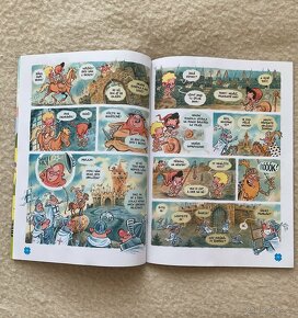 Čtyřlístek Superauto č. 649, 650 - 2