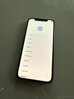 Apple iPhone 12 64 GB, top stav - 2