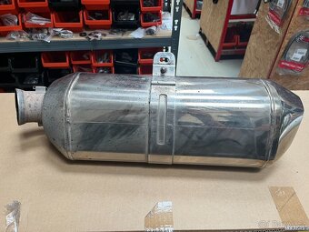 Výfuk BMW K1300S a K1300R - 2