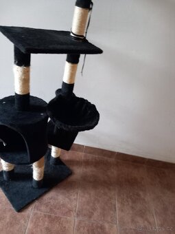 Kočičí strom ,škrabadlo - 2