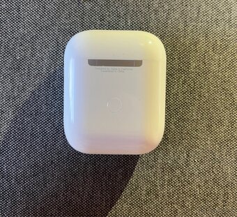 Sluchátka apple airpods 2.generace - 2